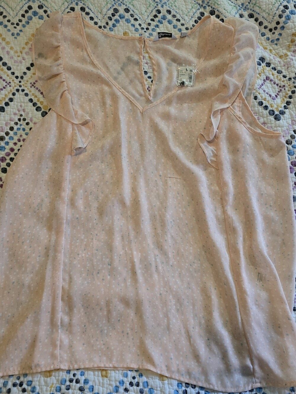 Reitmans sheer sleeveless blouse speckled dot patterns